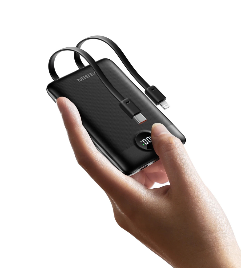 Veger - C11 - 10,000mAh 22.5W PD Digital Display Light Weight Powerbank With Built In Non-MFI Lightning & USB-C Cable - Black